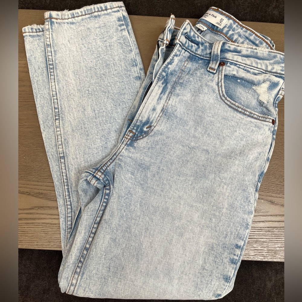 Abercrombie and Fitch The Skinny High Rise Curve Love 4S